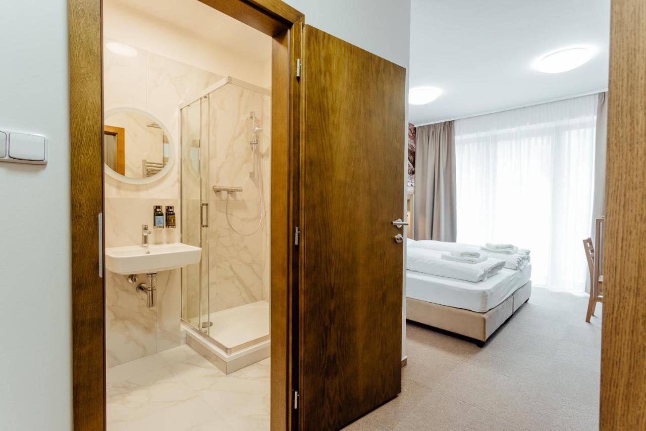Apartmány Humno Valča Exterior foto